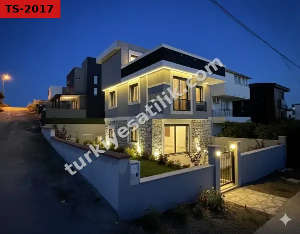 Doğanbey De Tek Mustakil Otoparklı Ultra Lüx Satılık 4+1 Villa