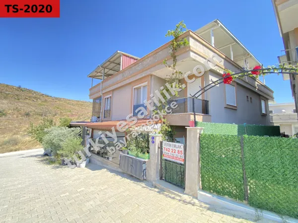 Seferihisar Payamlı'da, Isı Pompalı, Masrafsız Müstakil Köşe Satılık 3+1 Villa