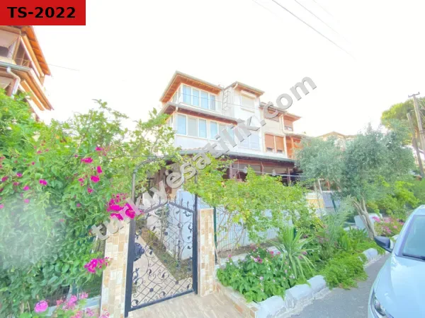 Seferihisar Meltem Tur Sitesi’nde Denize 350m, Havuzlu, 4+1 Müstakil Tadında Villa!