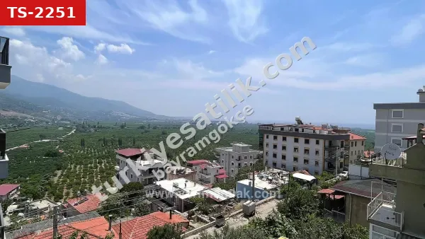 Gümüldür De, Çift Balkonlu 2+1 75 M2 Satılık Ara Kat Daire