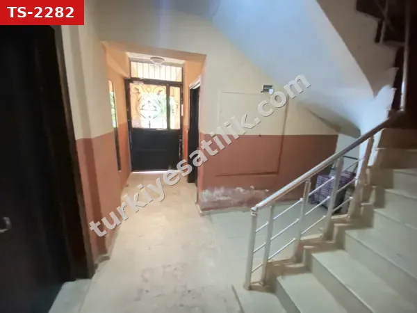 Satılık 2+1 Daire Denize 100 Metre, Geniş Bahçeli Ürkmez Mersin Alanı,Seferihisar
